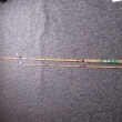 � 10 - dvoud�ln� sv�tl� bambus- 295 cm- v�vaz tmav� v�nov�- nav�d�c� a koncov� o�ko sklo ostatn� dr�t�n�- rukojet korek a patentn� z�mek- cena 1500 K�